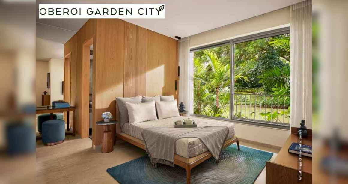 Oberoi-Garden-City-Gallery-Bedroom-1